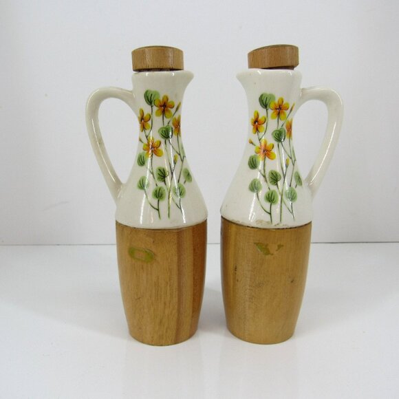Oil and Vinegar Cruet Set Wood & Hand Painted Flowers with Cork Stoppers - Picture 1 of 6